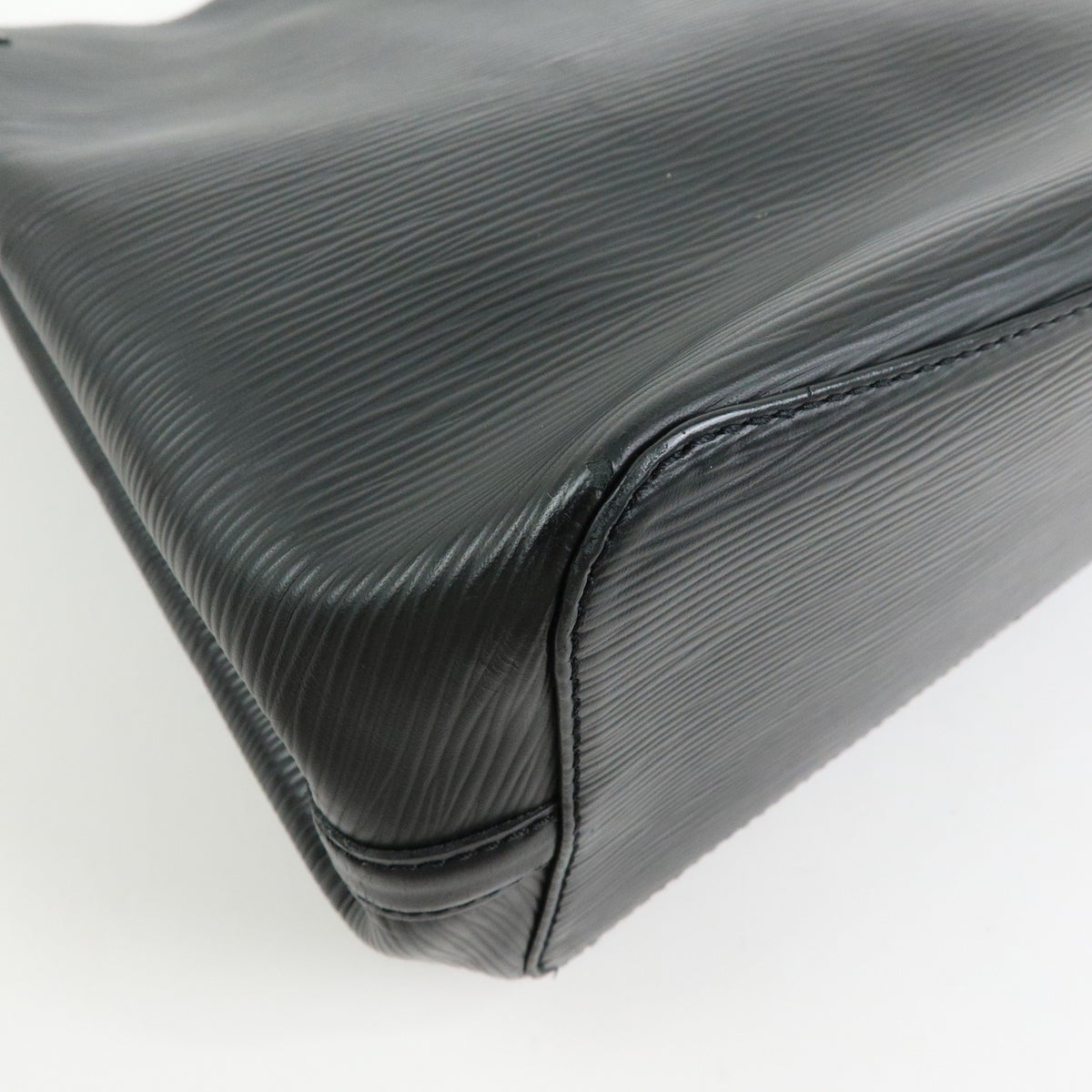 Louis Vuitton Mandara Epi Leather, Black, Leather, Shoulder Bag