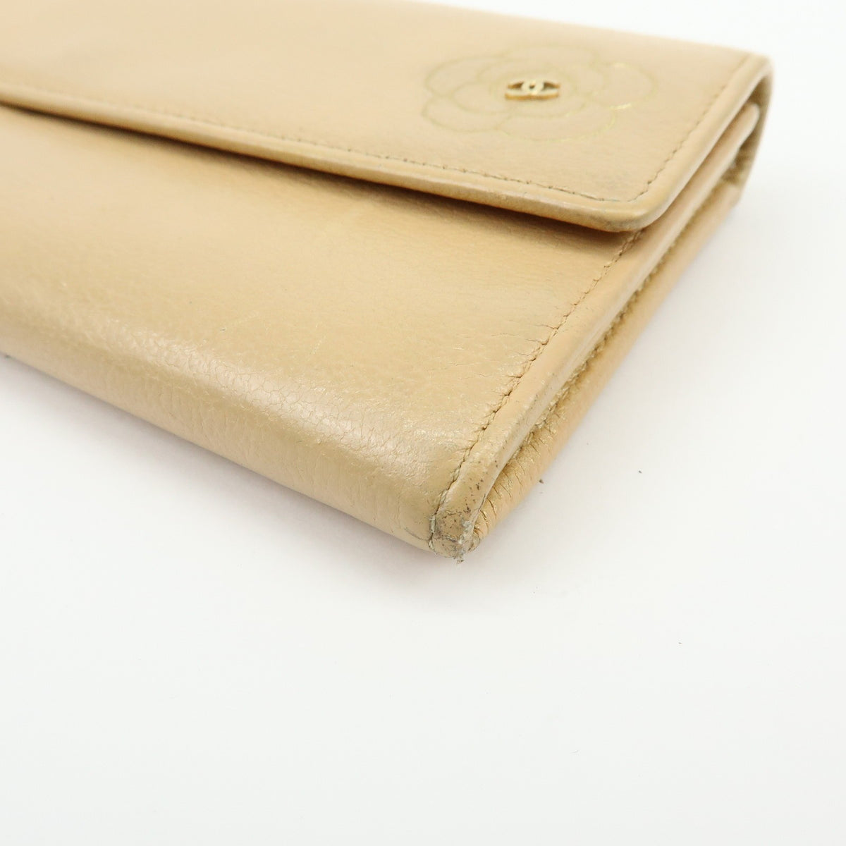 Chanel Camellia Flap Leather, Beige, Calfskin, Wallet
