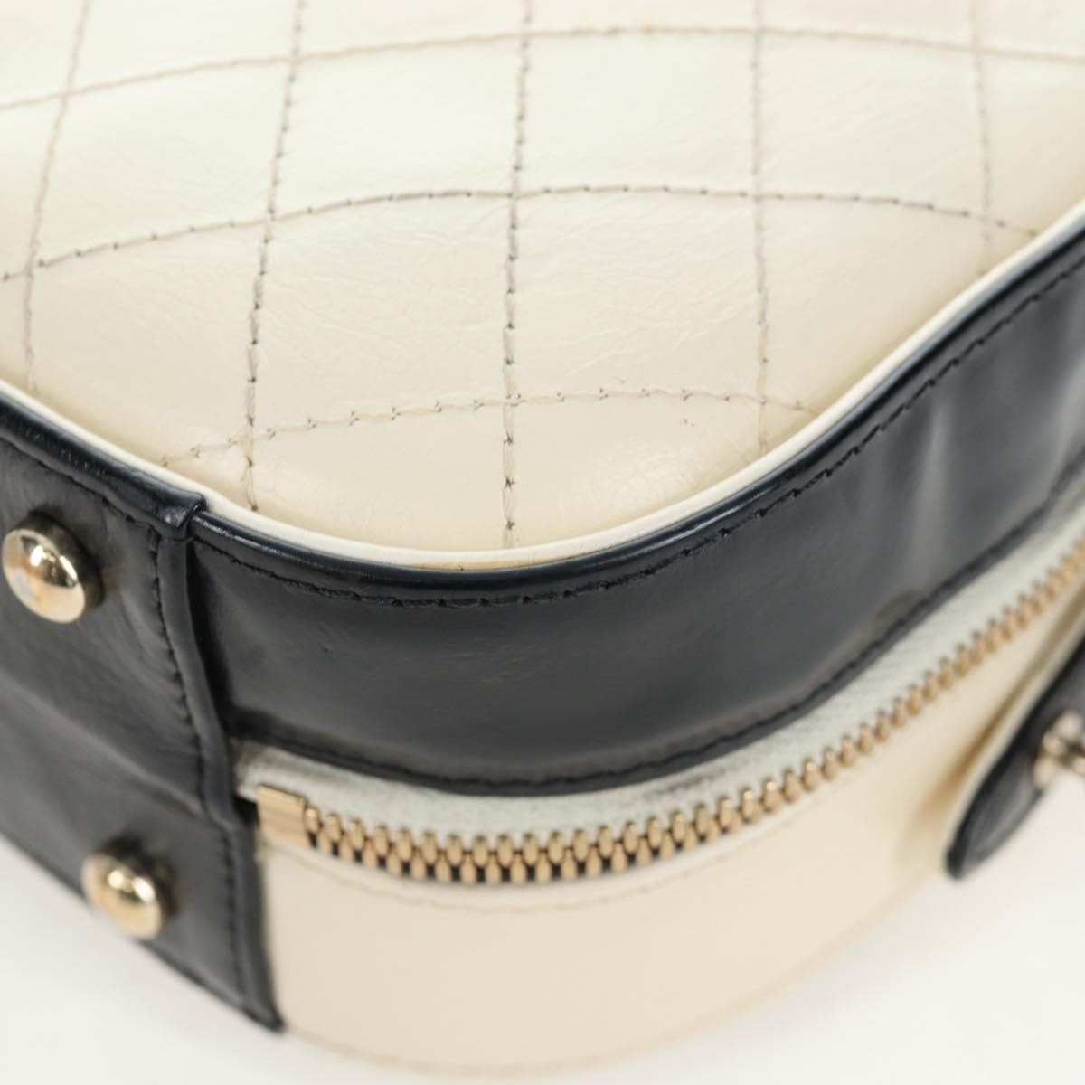 Chanel Vanity Case Quilted Crumpled Calfskin, White, Leather, Handbag