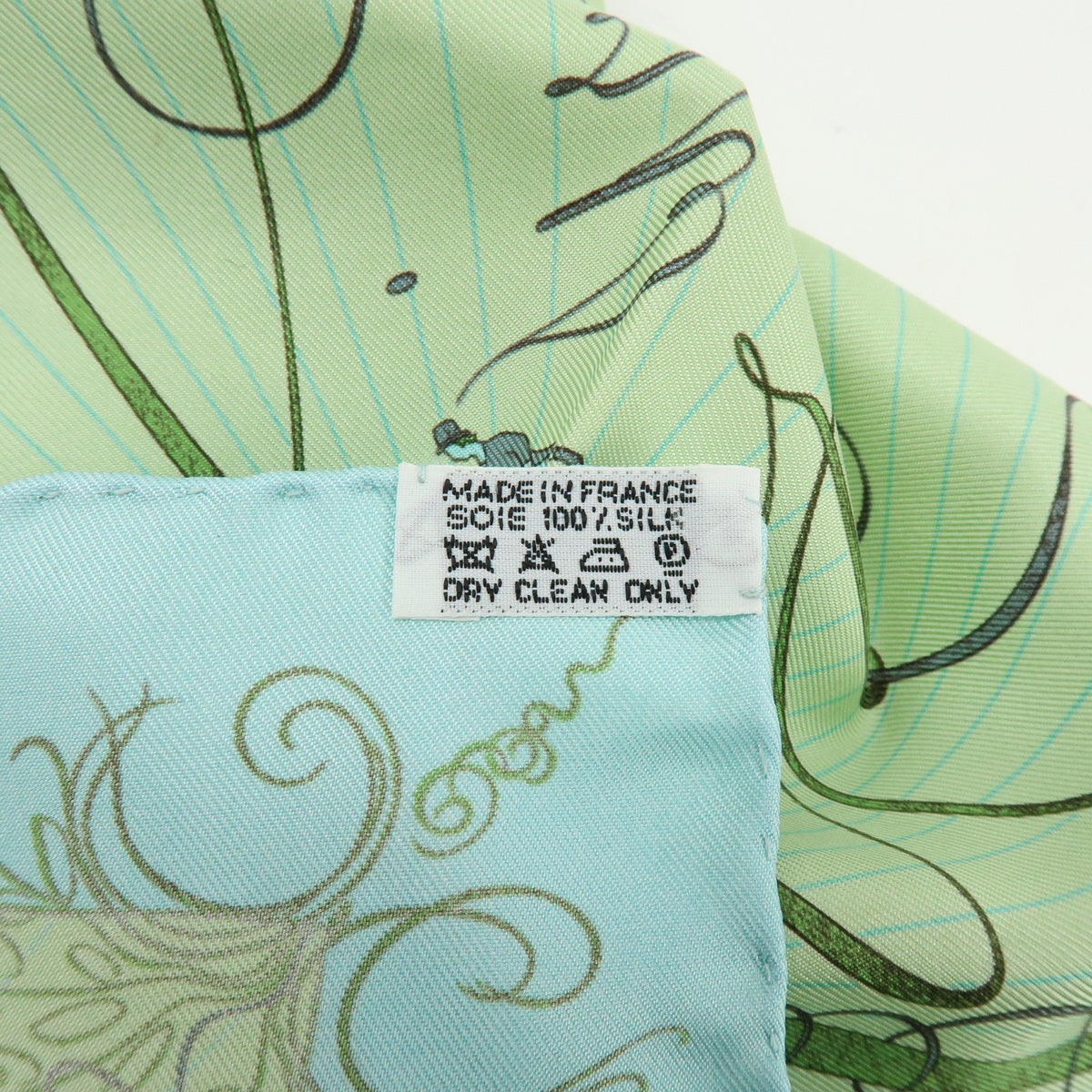 Hermes Carré 45 Les Capucines 100% Silk, Multicolour, Silk, Scarf