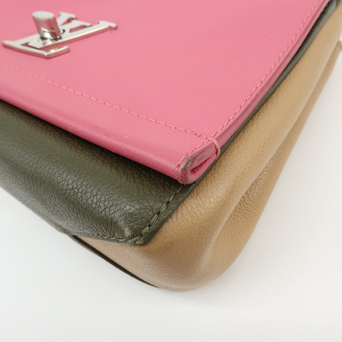 Louis Vuitton Lockme II Leather, Pink, Leather, Shoulder Bag
