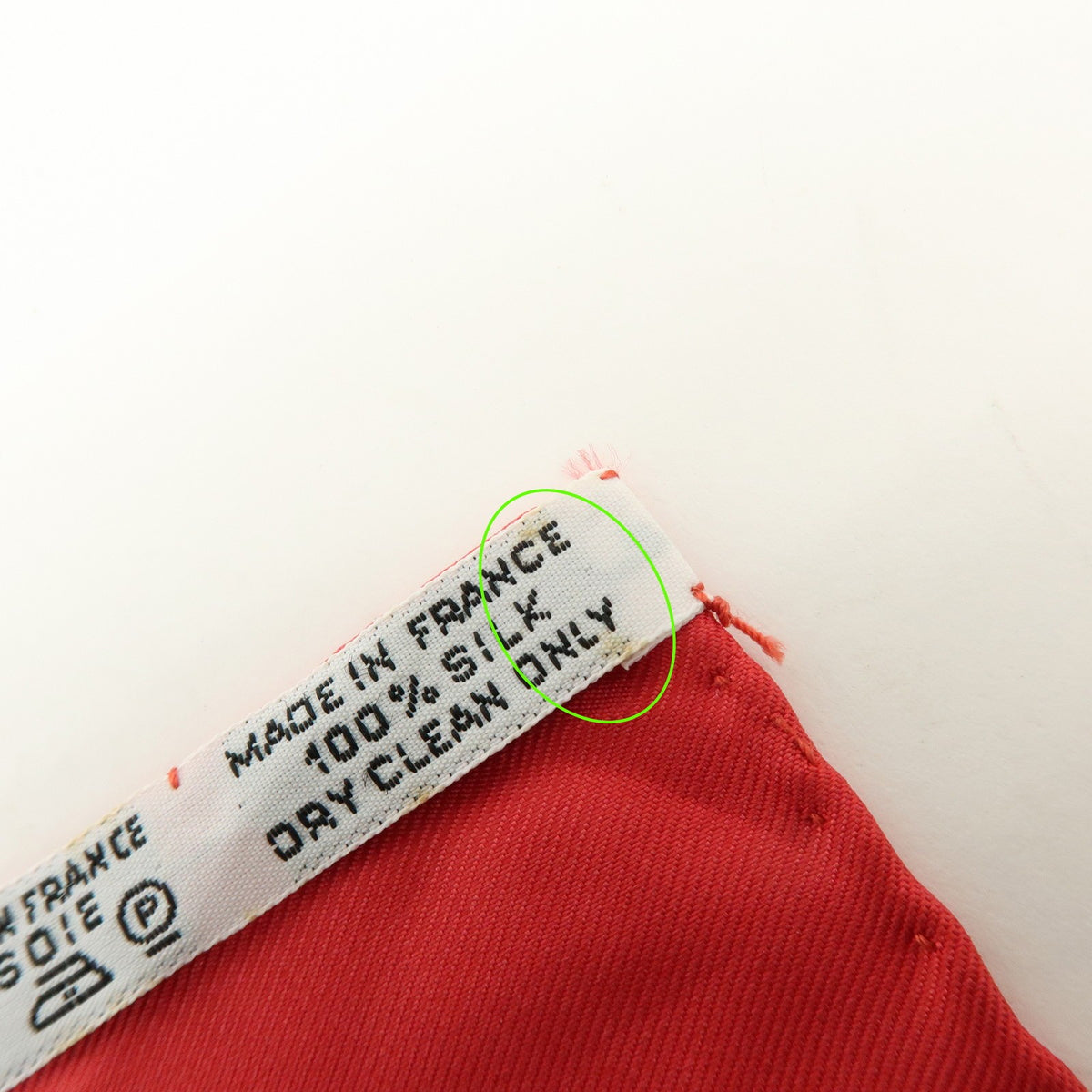 Hermes Carré 40 Silk, Red, Silk, Scarf