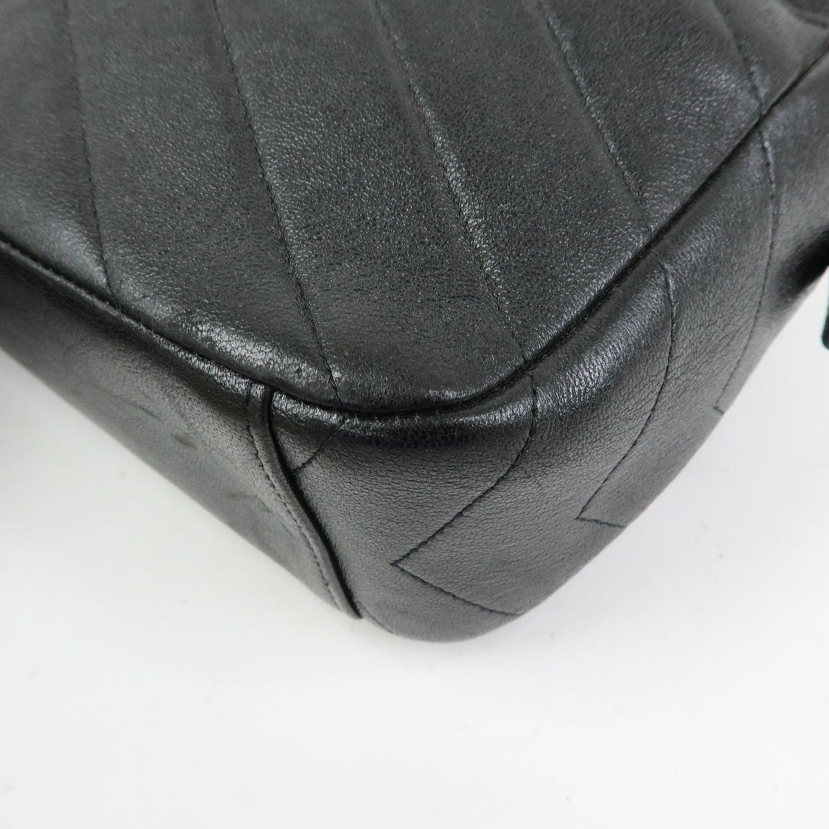 Chanel Camera Chevron Lambskin, Black, Leather, Handbag