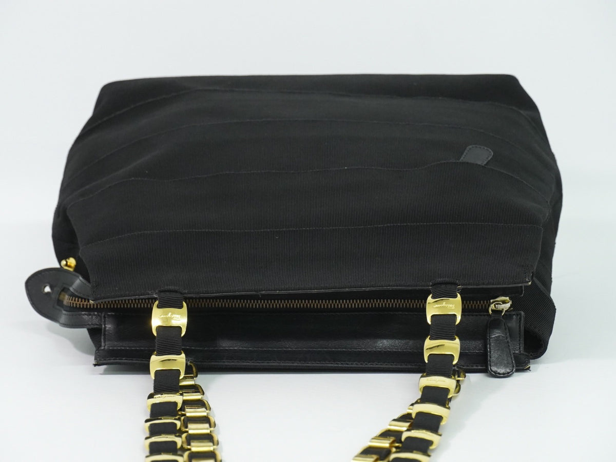 Salvatore Ferragamo Vala Chain Canvas, Black, Canvas, Shoulder Bag