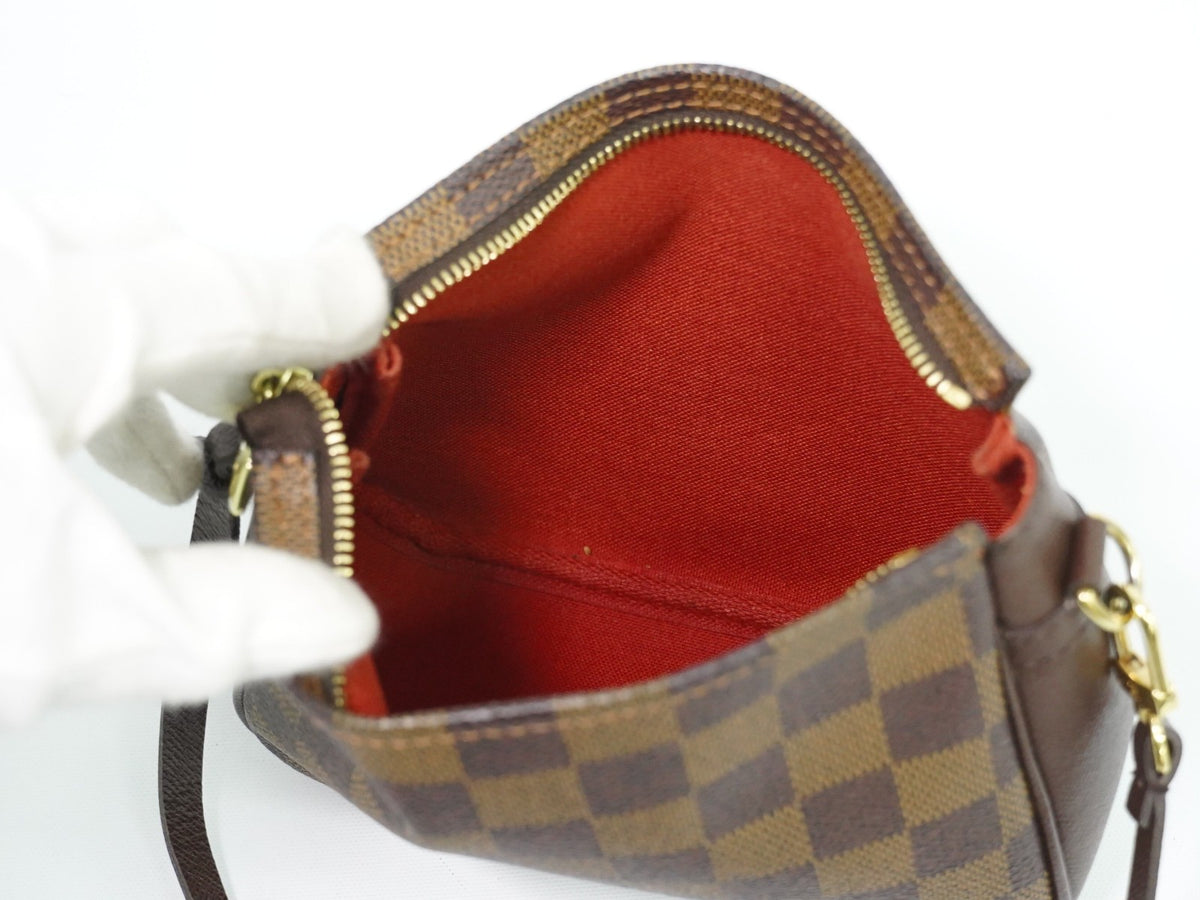 Louis Vuitton Trousse Make Up Damier, Brown, Canvas, Clutch