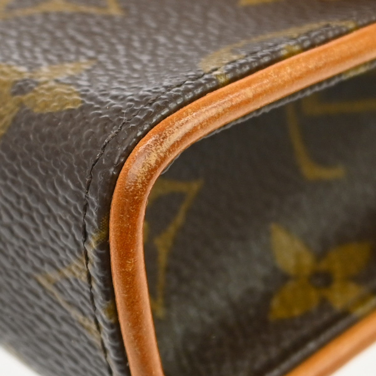 Louis Vuitton Florentine Canvas, Brown, Canvas, Clutch