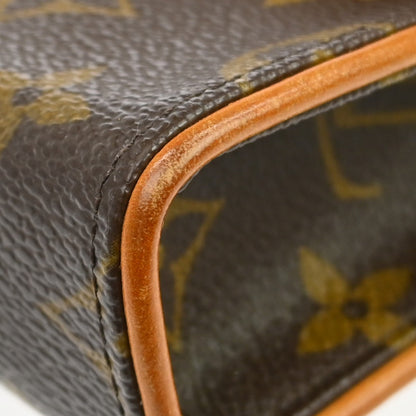 Louis Vuitton Florentine Canvas, Brown, Canvas, Clutch
