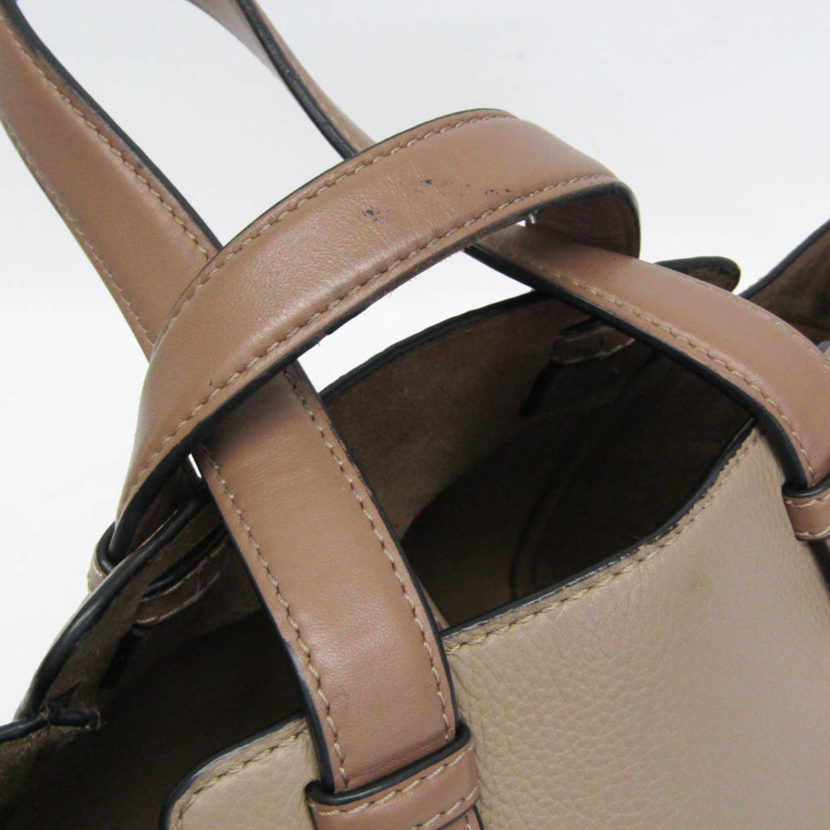 Loewe Hammock Nugget Leather, Beige, Leather, Handbag