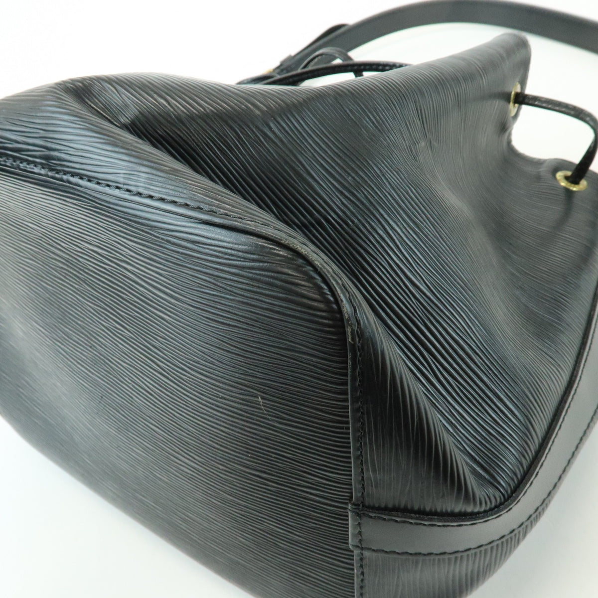 Louis Vuitton Petit Noe Epi Leather, Black, Leather, Handbag
