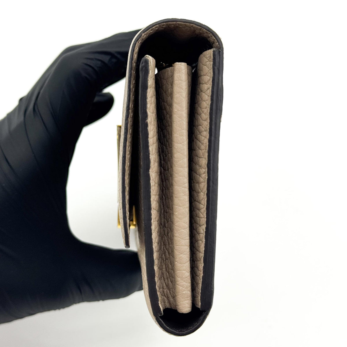 Louis Vuitton Louise Clutch Leather, Beige, Leather, Clutch