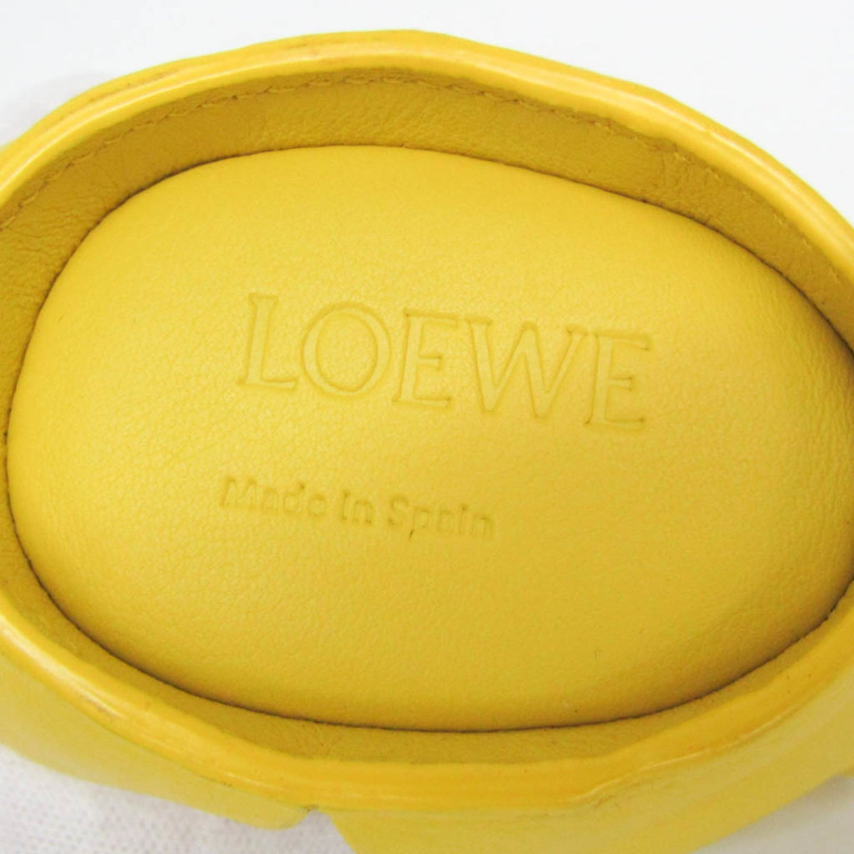 Loewe Elephant Coin Purse Leather, Yellow, Leather, Clutch