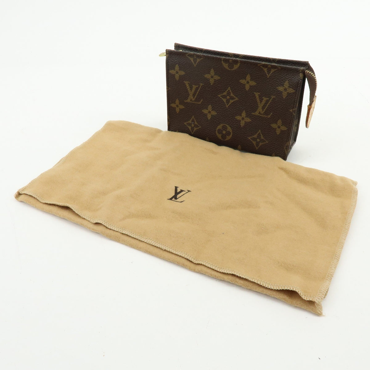 Louis Vuitton Toiletry Pouch Monogram Canvas, Brown, Canvas, Clutch
