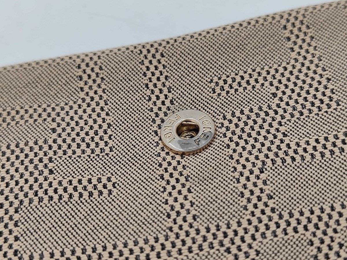 Fendi Logo Continental - Brandsamsara