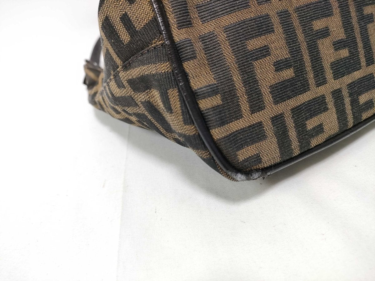 Fendi Mamma Baguette Shoulder Bag - Brandsamsara