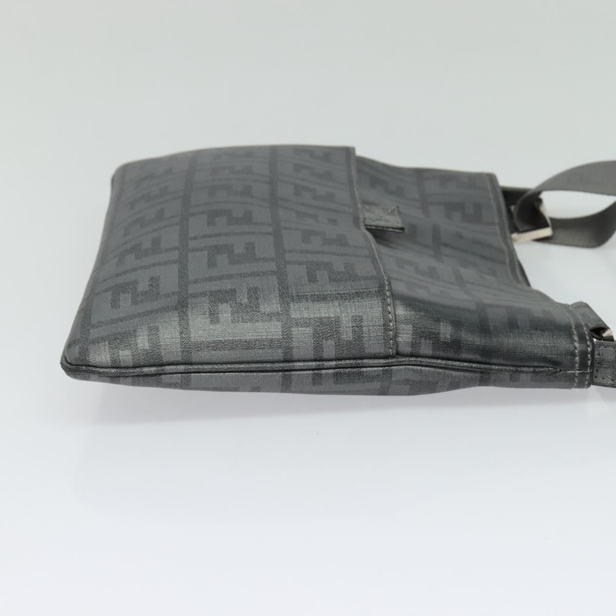 Fendi Slip Pocket Messenger - Brandsamsara
