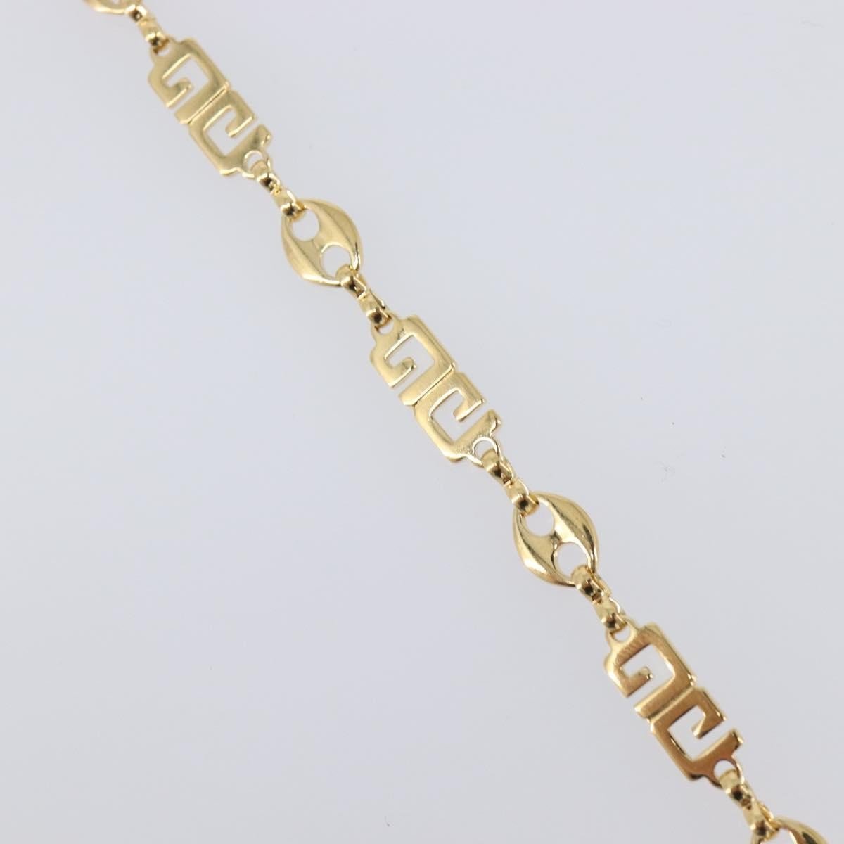 Givenchy Logo - Brandsamsara
