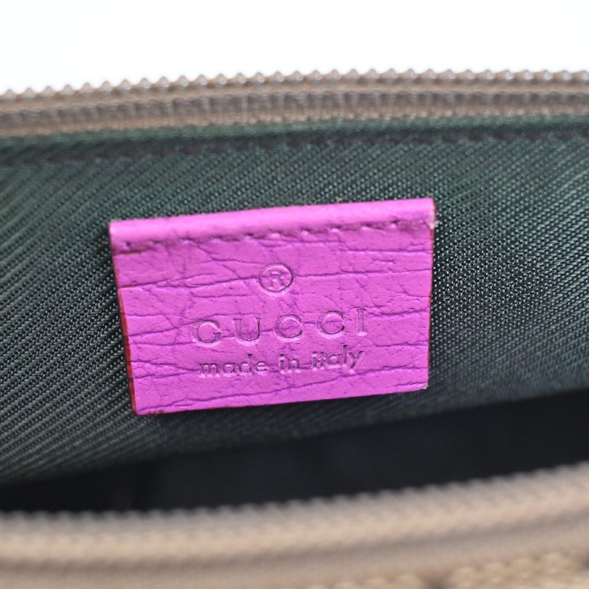 Gucci Boat Pochette - Brandsamsara