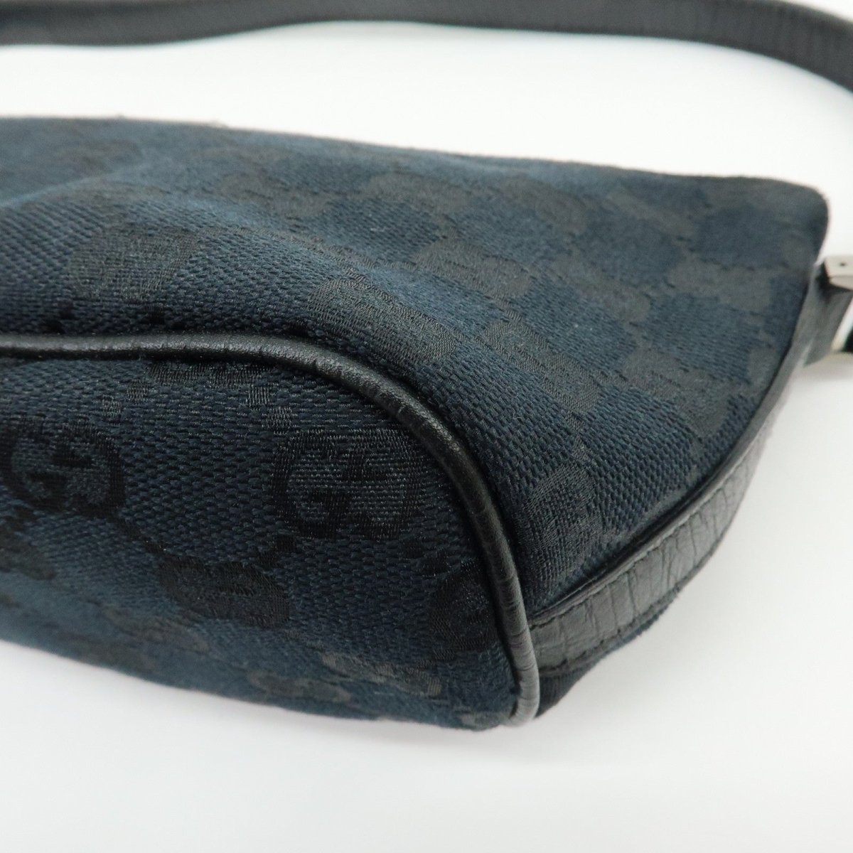 Gucci Boat Pochette - Brandsamsara
