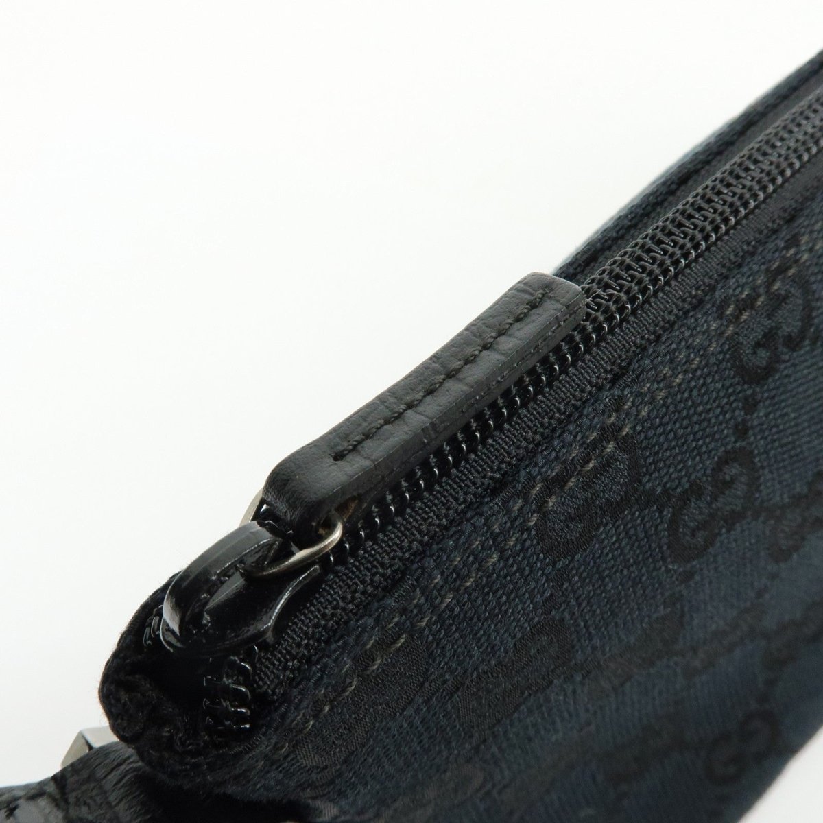 Gucci Boat Pochette - Brandsamsara