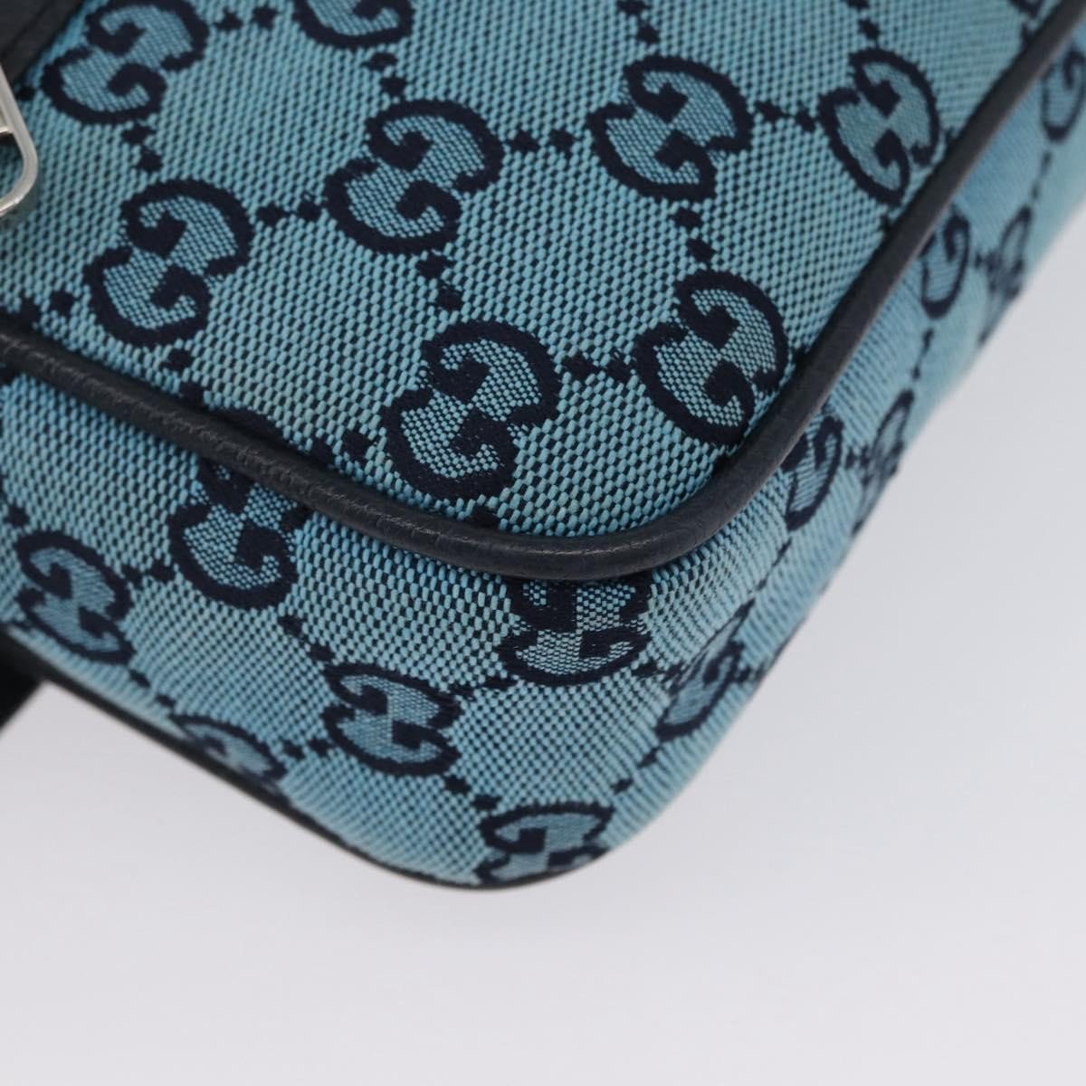 Gucci GG Supreme Belt Bag - Brandsamsara