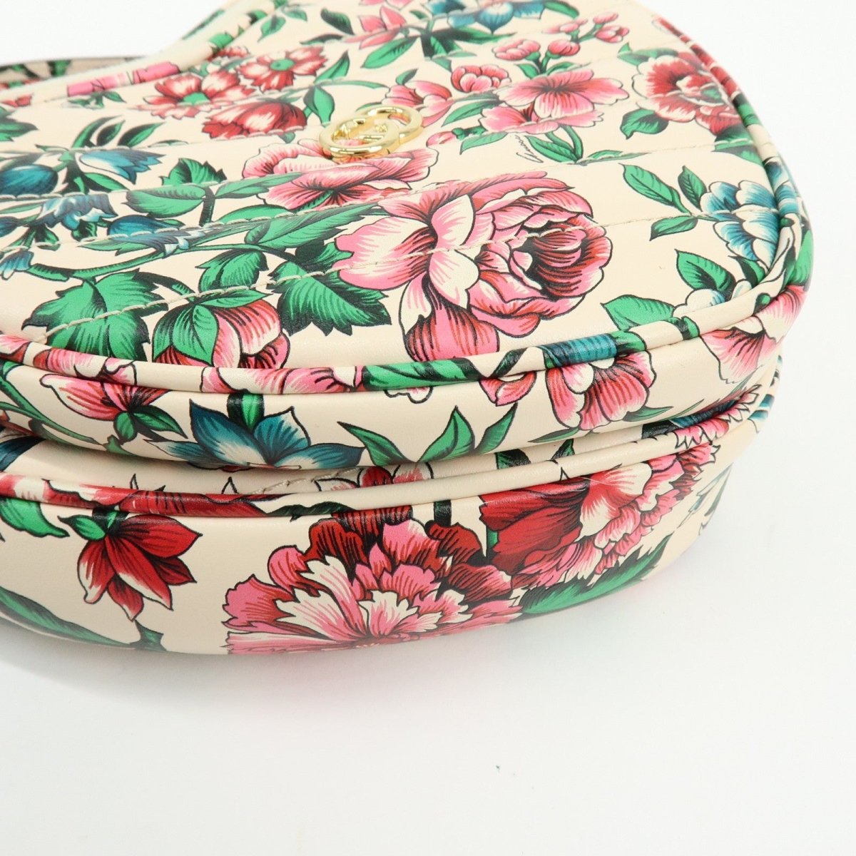 Gucci Interlocking G Heart - Brandsamsara