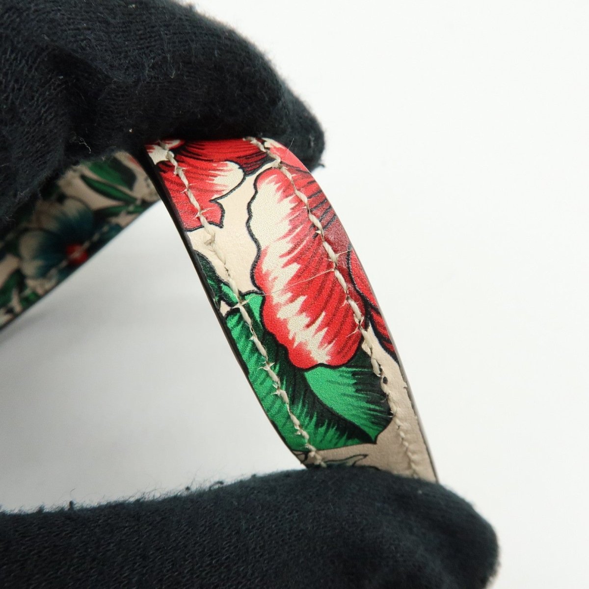 Gucci Interlocking G Heart - Brandsamsara