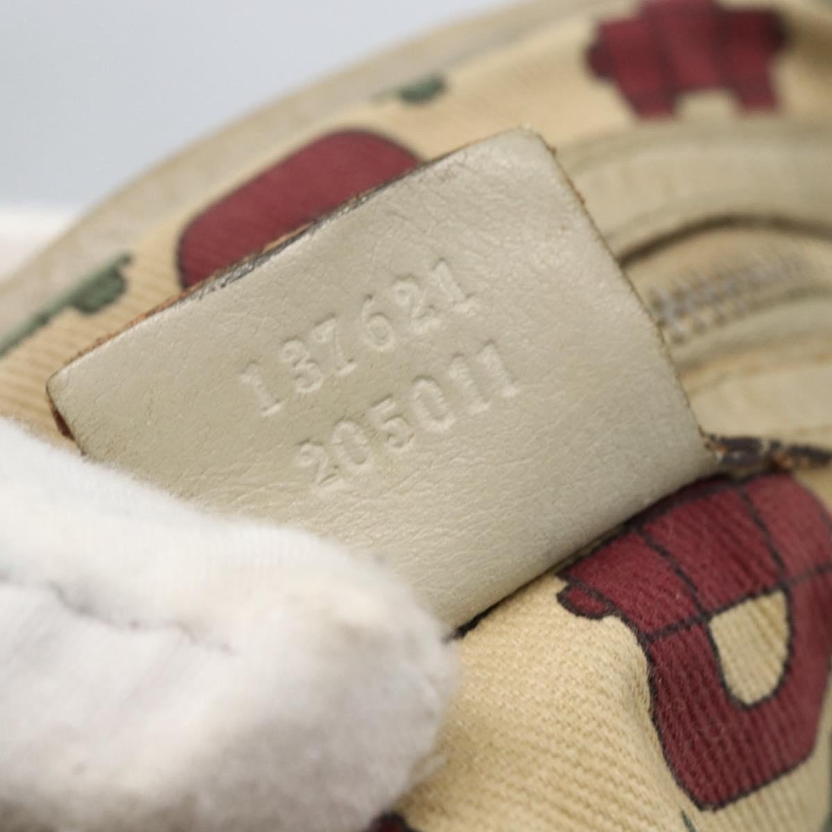 Gucci Pelham Shoulder Bag - Brandsamsara