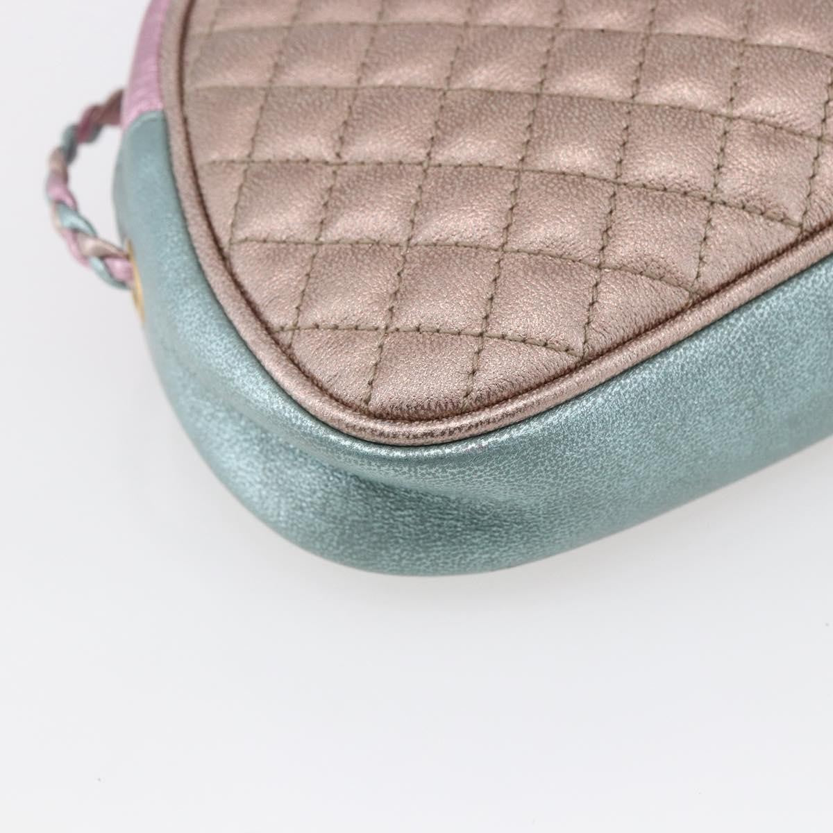 Gucci Trapuntata Camera Shoulder Bag - Brandsamsara