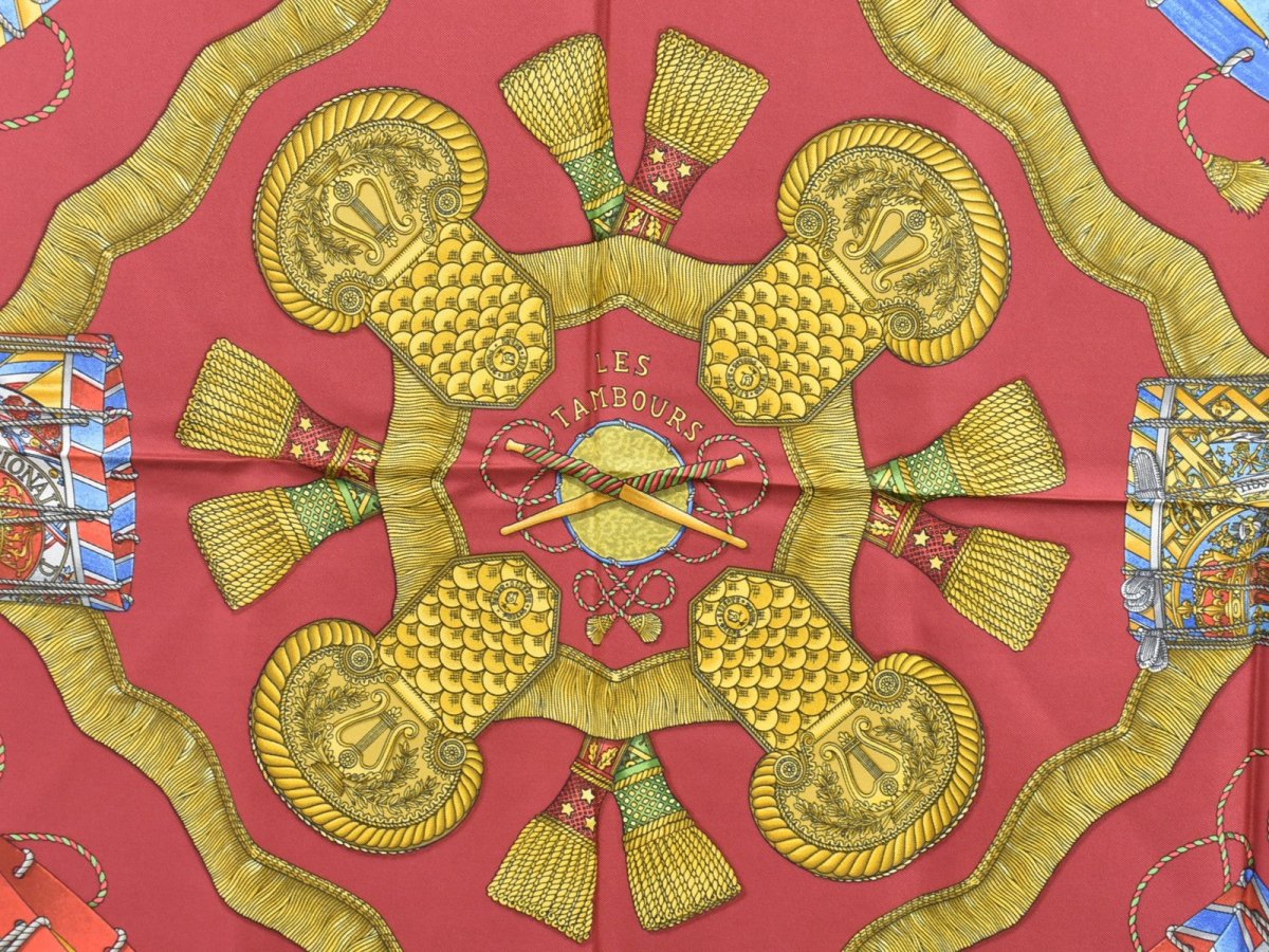 Hermes Carré 90 - Brandsamsara