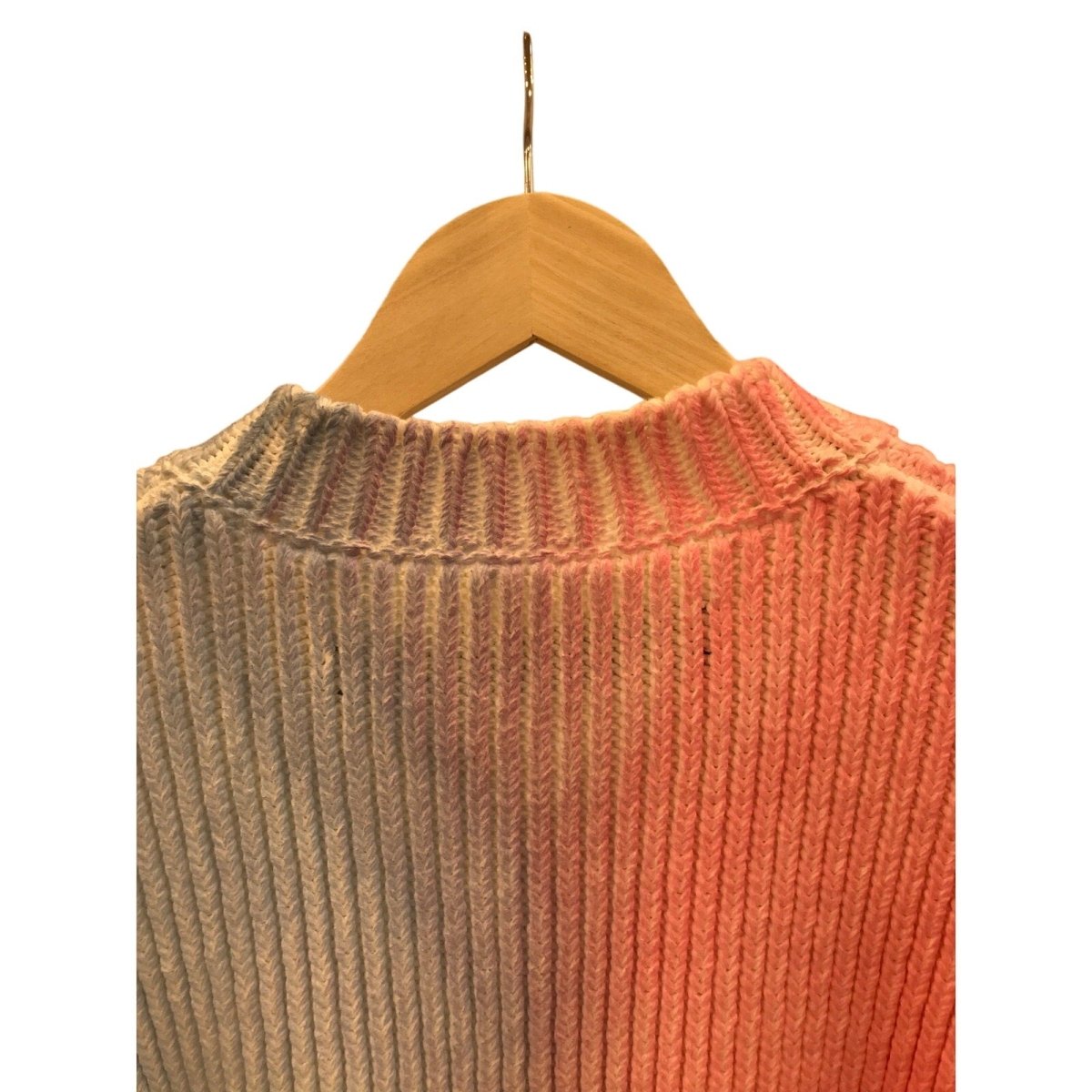JACQUEMUS Ribbed Cropped Sweater Top - Brandsamsara
