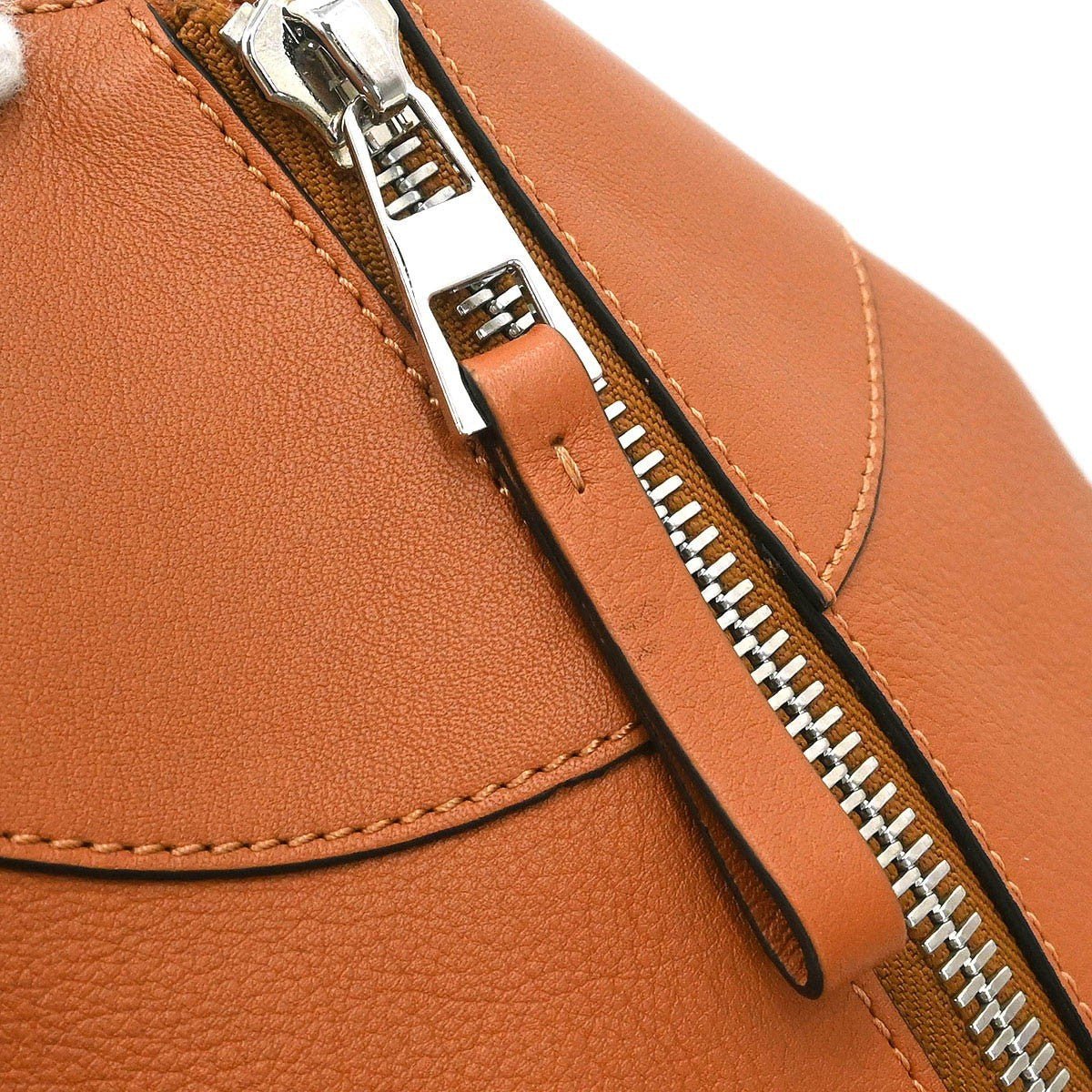 Loewe Hammock Bag - Brandsamsara
