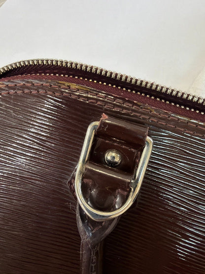 Louis Vuitton Alma Handbag - Brandsamsara