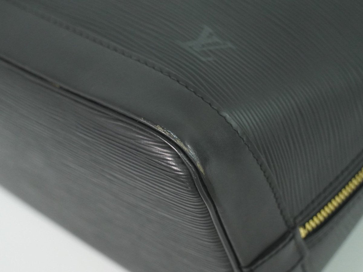 Louis Vuitton Alma Handbag - Brandsamsara