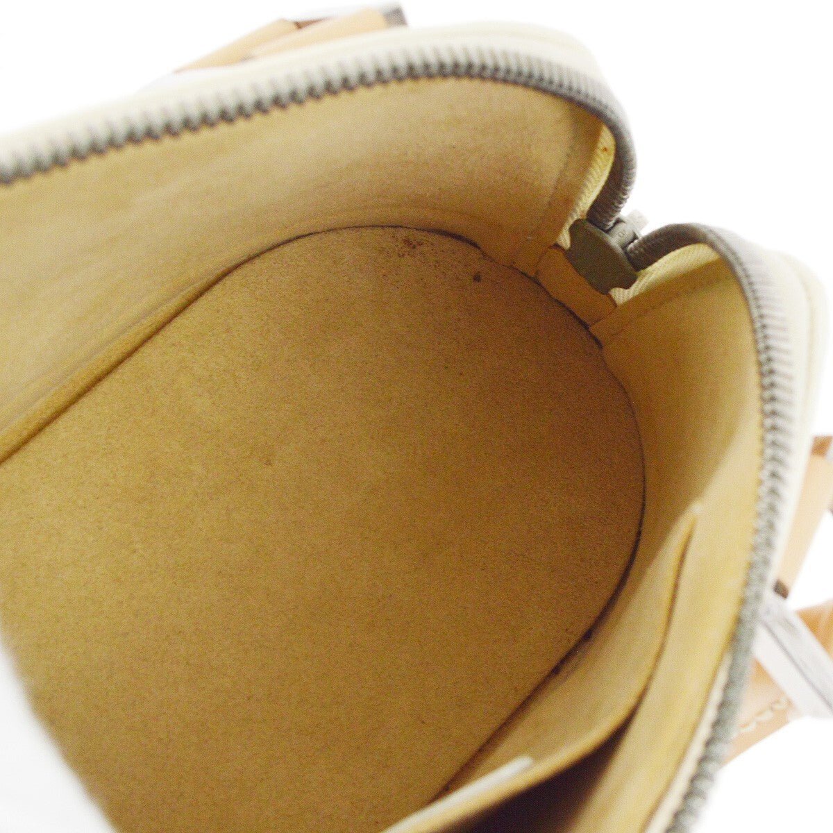 Louis Vuitton Alma Handbag - Brandsamsara
