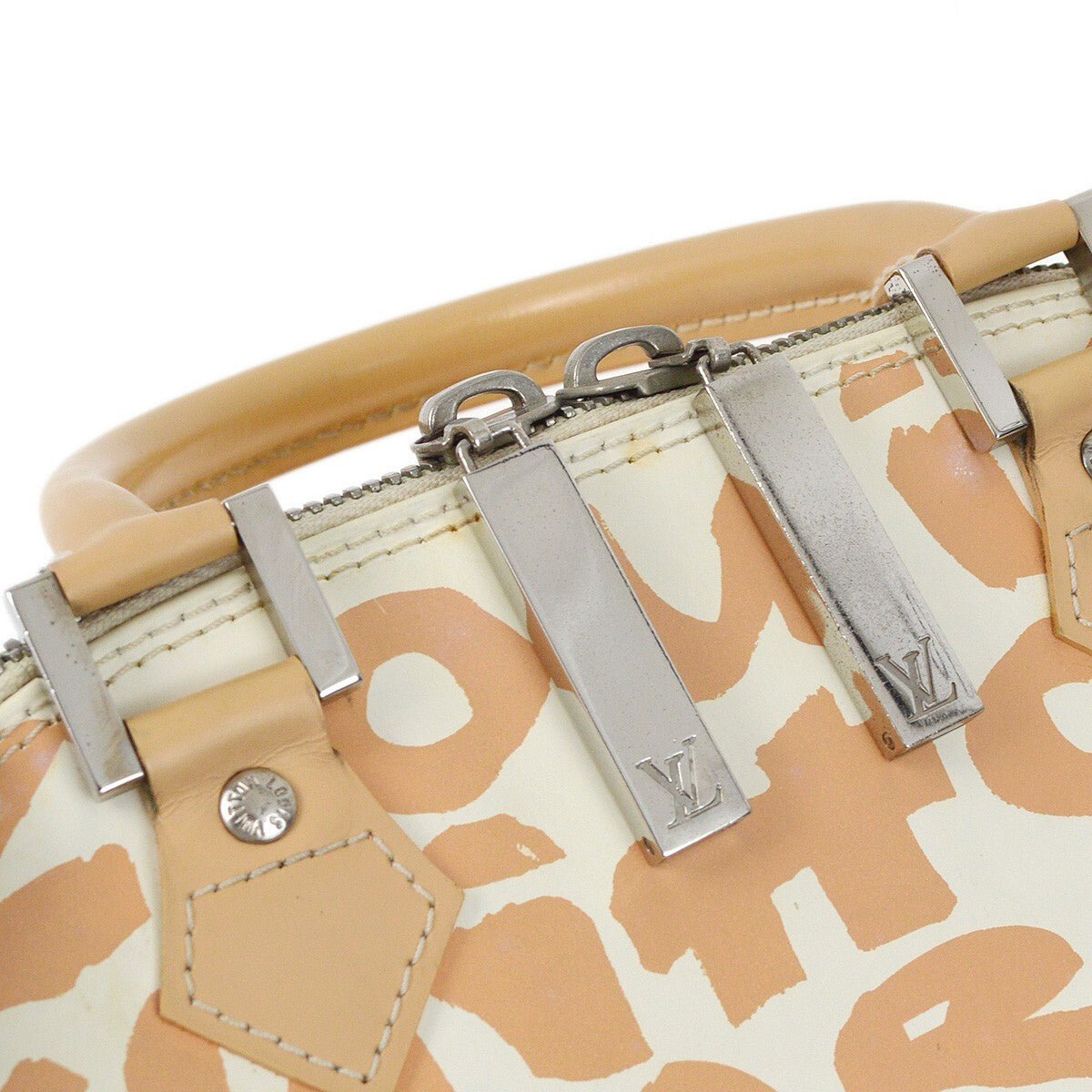 Louis Vuitton Alma Handbag - Brandsamsara