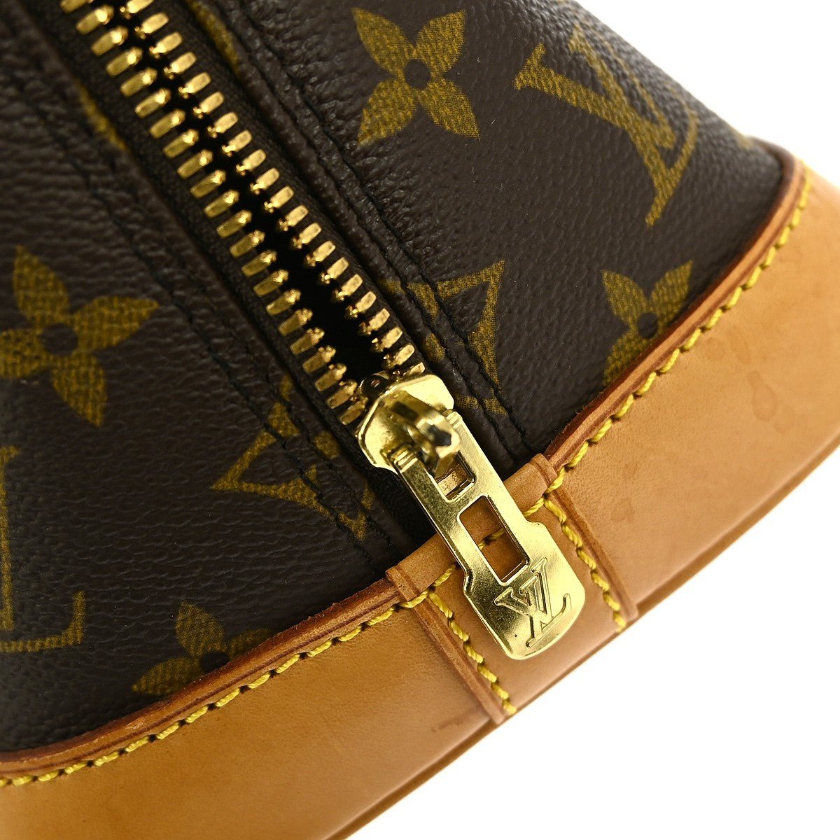 Louis Vuitton Alma Handbag - Brandsamsara