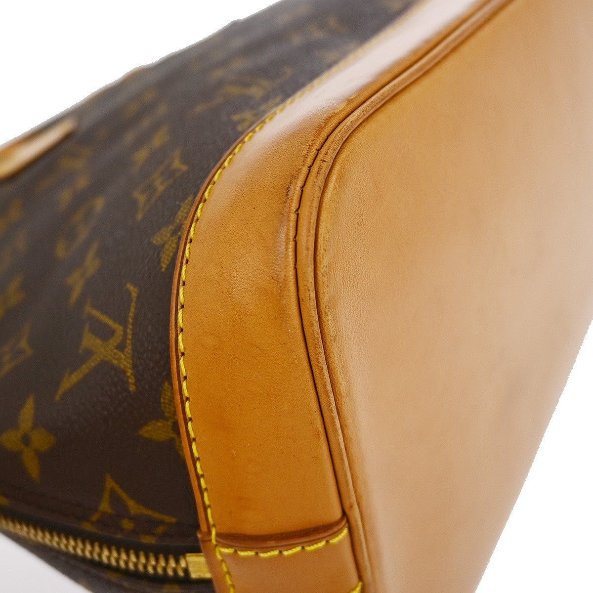 Louis Vuitton Alma Handbag - Brandsamsara