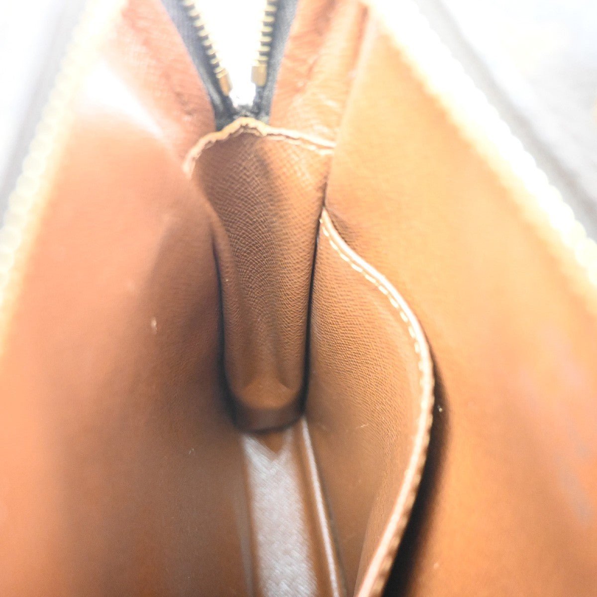 Louis Vuitton Amazone Bag - Brandsamsara