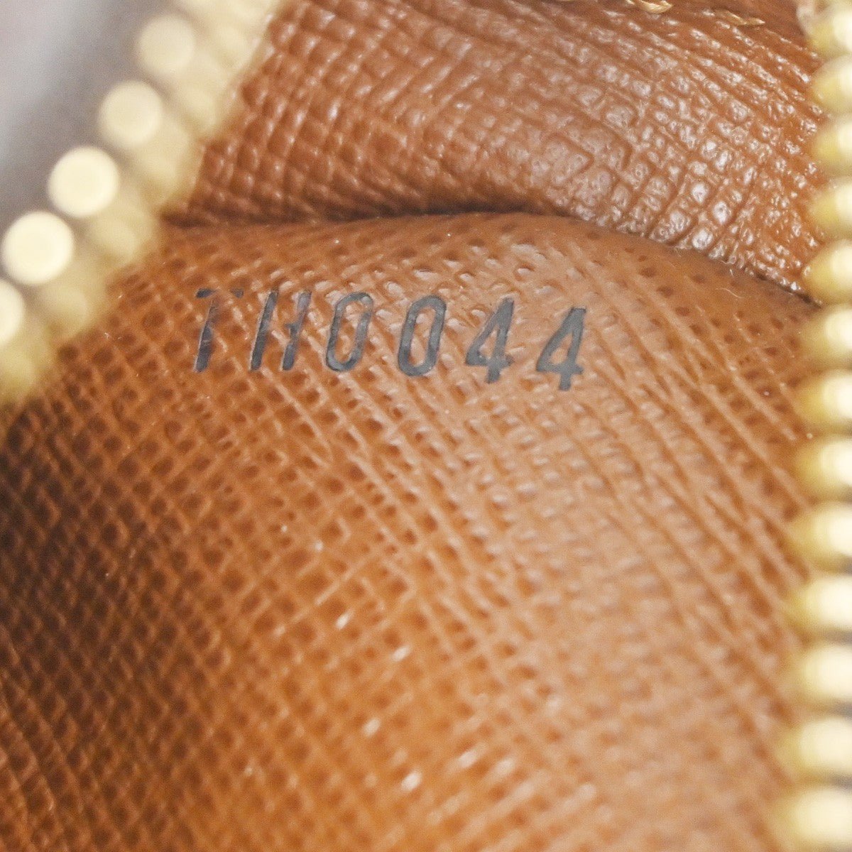 Louis Vuitton Amazone Bag - Brandsamsara