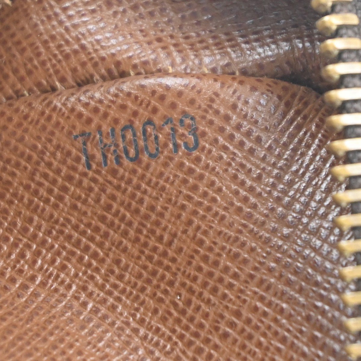 Louis Vuitton Amazone Bag - Brandsamsara
