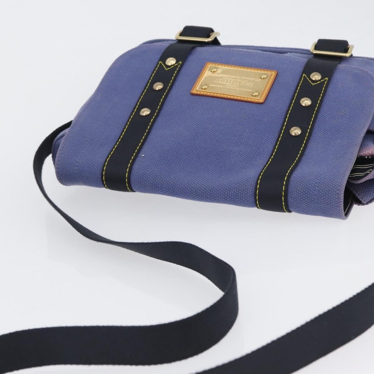 Louis Vuitton Antigua Besace Messenger Bag - Brandsamsara