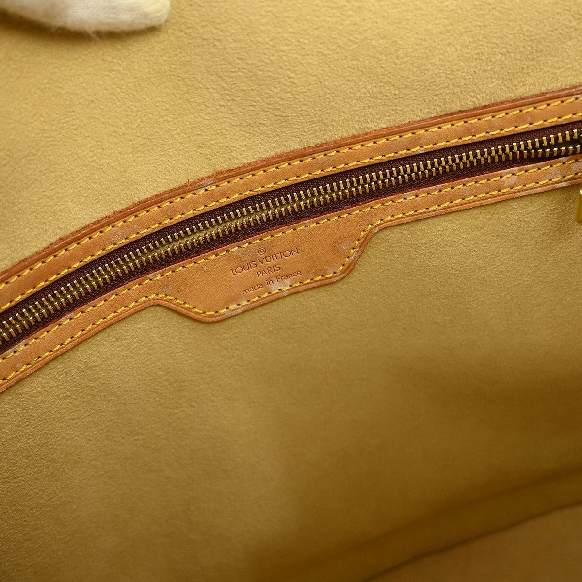 Louis Vuitton Babylone Handbag - Brandsamsara