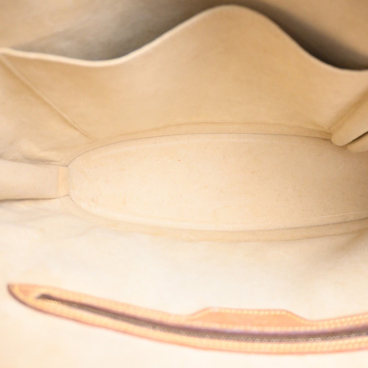 Louis Vuitton Babylone Handbag - Brandsamsara