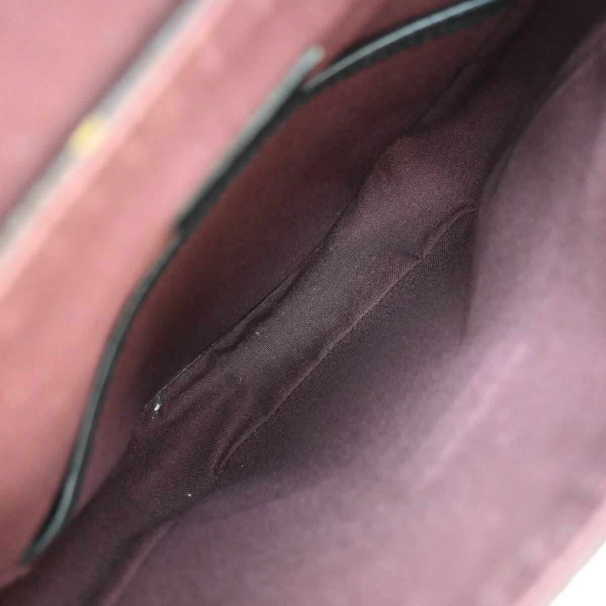 Louis Vuitton Bass Messenger Bag - Brandsamsara