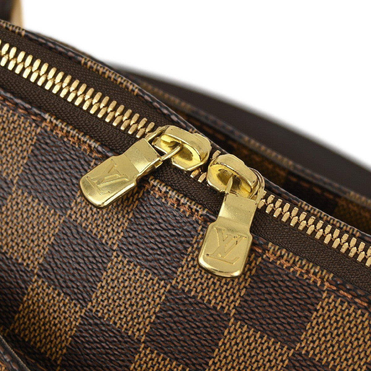 Louis Vuitton Belem Handbag - Brandsamsara