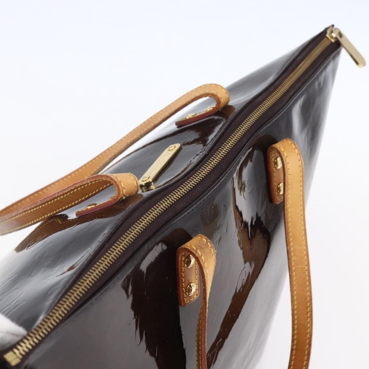 Louis Vuitton Bellevue - Brandsamsara