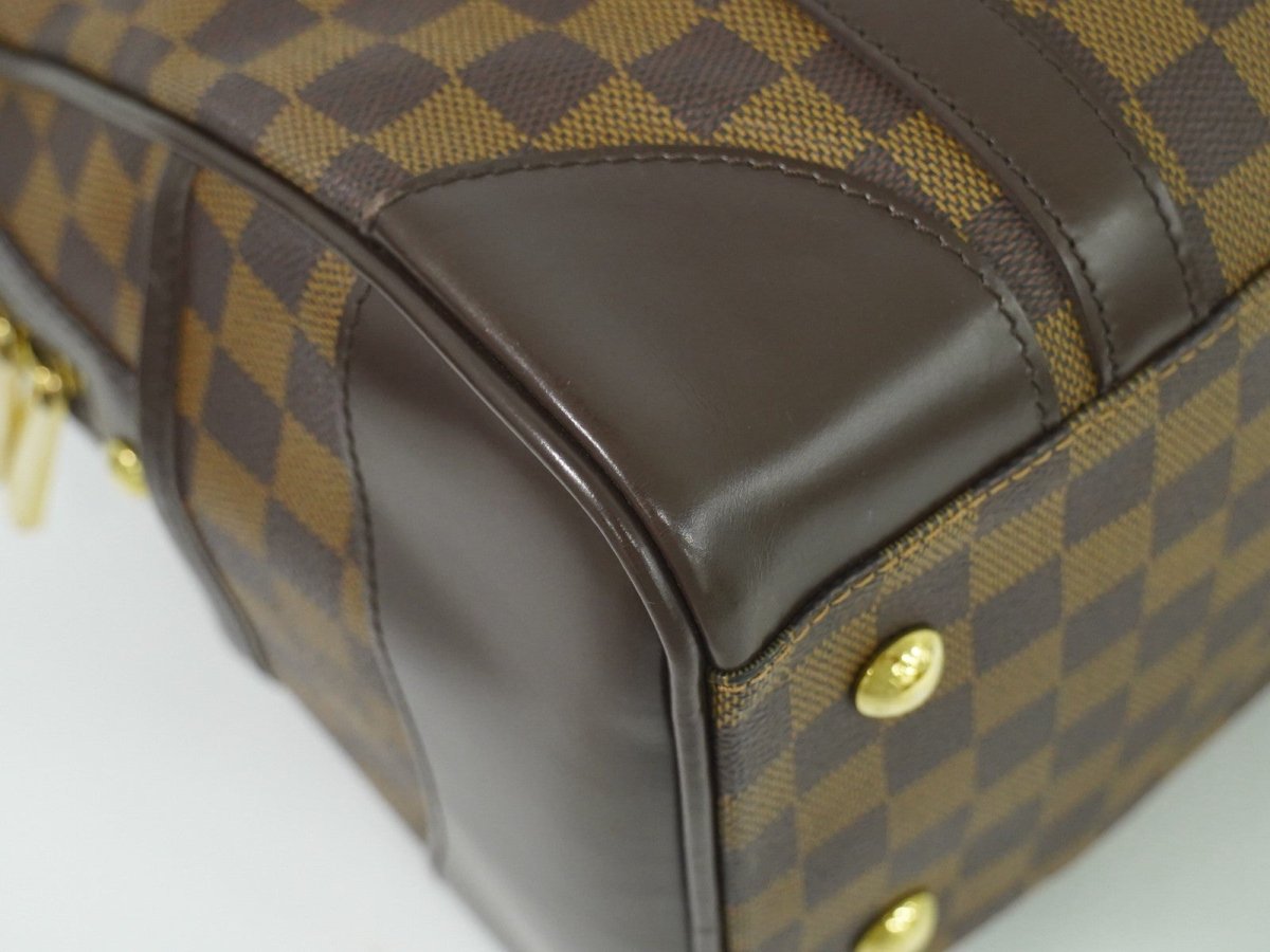Louis Vuitton Berkeley Handbag - Brandsamsara