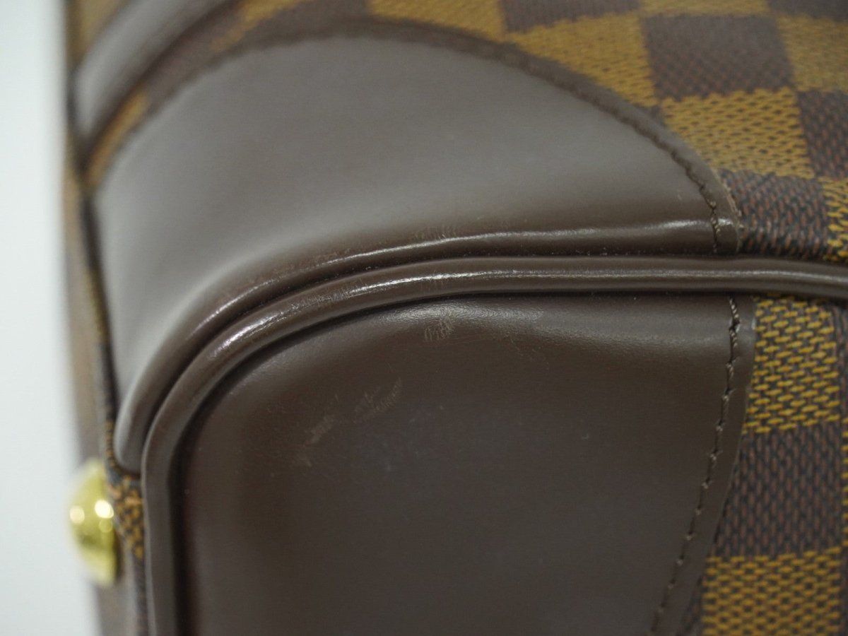 Louis Vuitton Berkeley Handbag - Brandsamsara