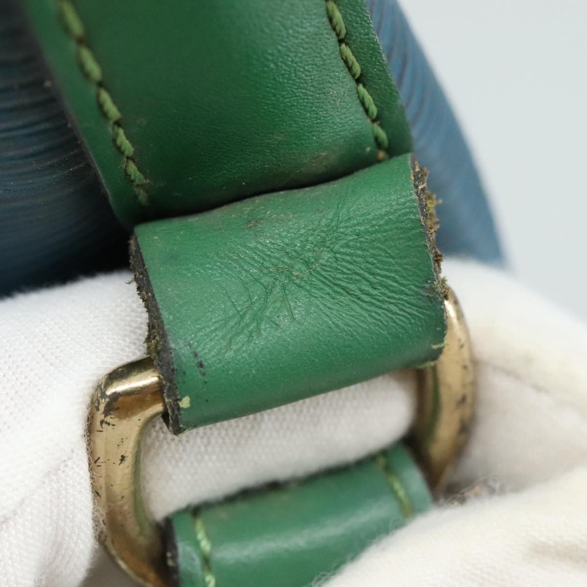 Louis Vuitton Bicolor Noe Handbag - Brandsamsara