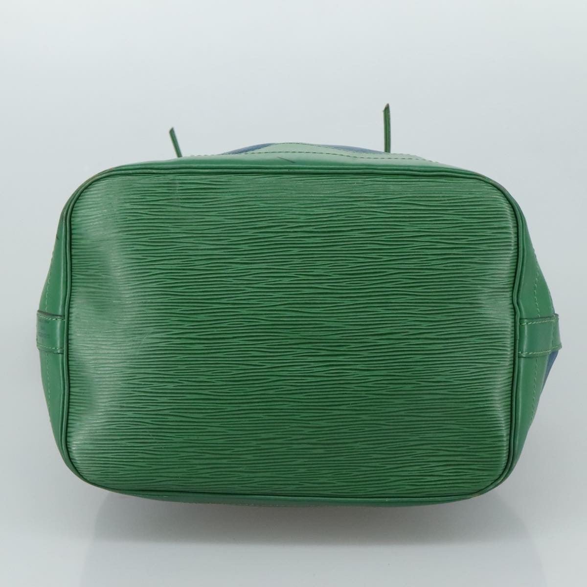 Louis Vuitton Bicolor Noe Handbag - Brandsamsara
